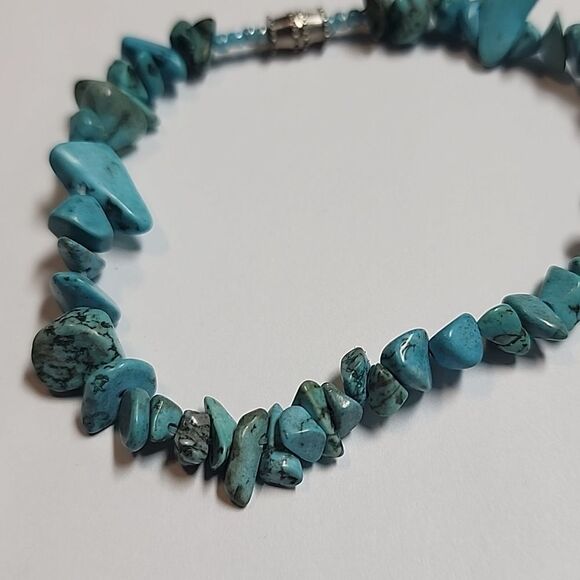 Blue Beaded Bracelet - Picture 2 of 3